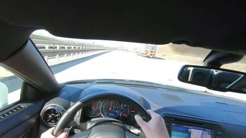 301Km/h On The Highway With a Nissan GT-R