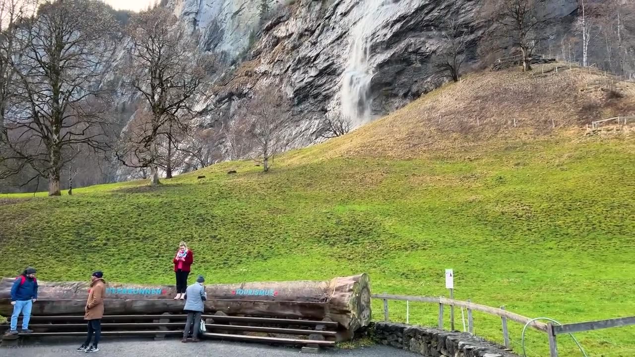 LAUTERBRUNNEN - THE MOST BEAUTIFUL PLACES IN SWITZERLAND - A PARTICULARLY BEAUTIFUL PLACE
