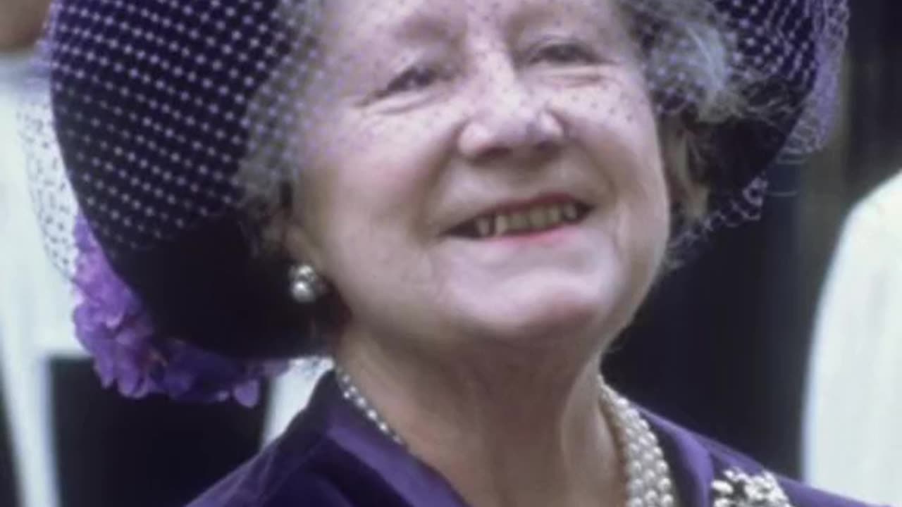 Queen Mother's 101 years life picture