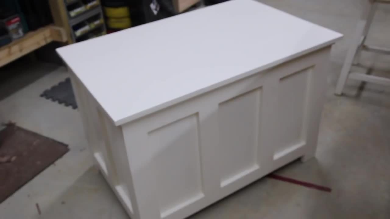 HOW TO BUILD A BABYS BLANKET CHEST