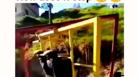 How does it stop 😂😬