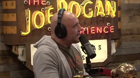 Joe Rogan: LMAO The Crazy Trumpers & Qanon People! The WEF Is Sketchy! & The Art Protesters!