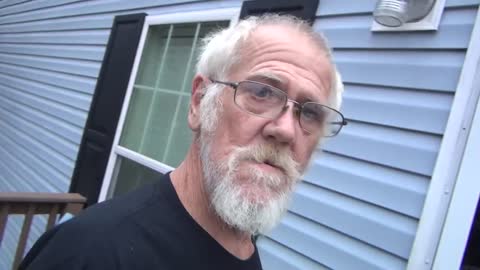 ANGRY GRANDPA DESTROYS MICROWAVE