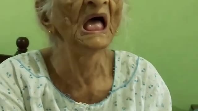 106 year old grandma singing