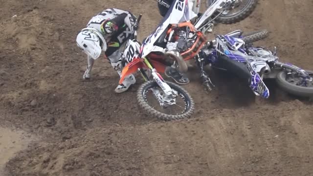 Fight Breaks Out at Motorama After Collision
