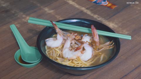 30 Must-Try Local Dishes in Singapore Before You Die