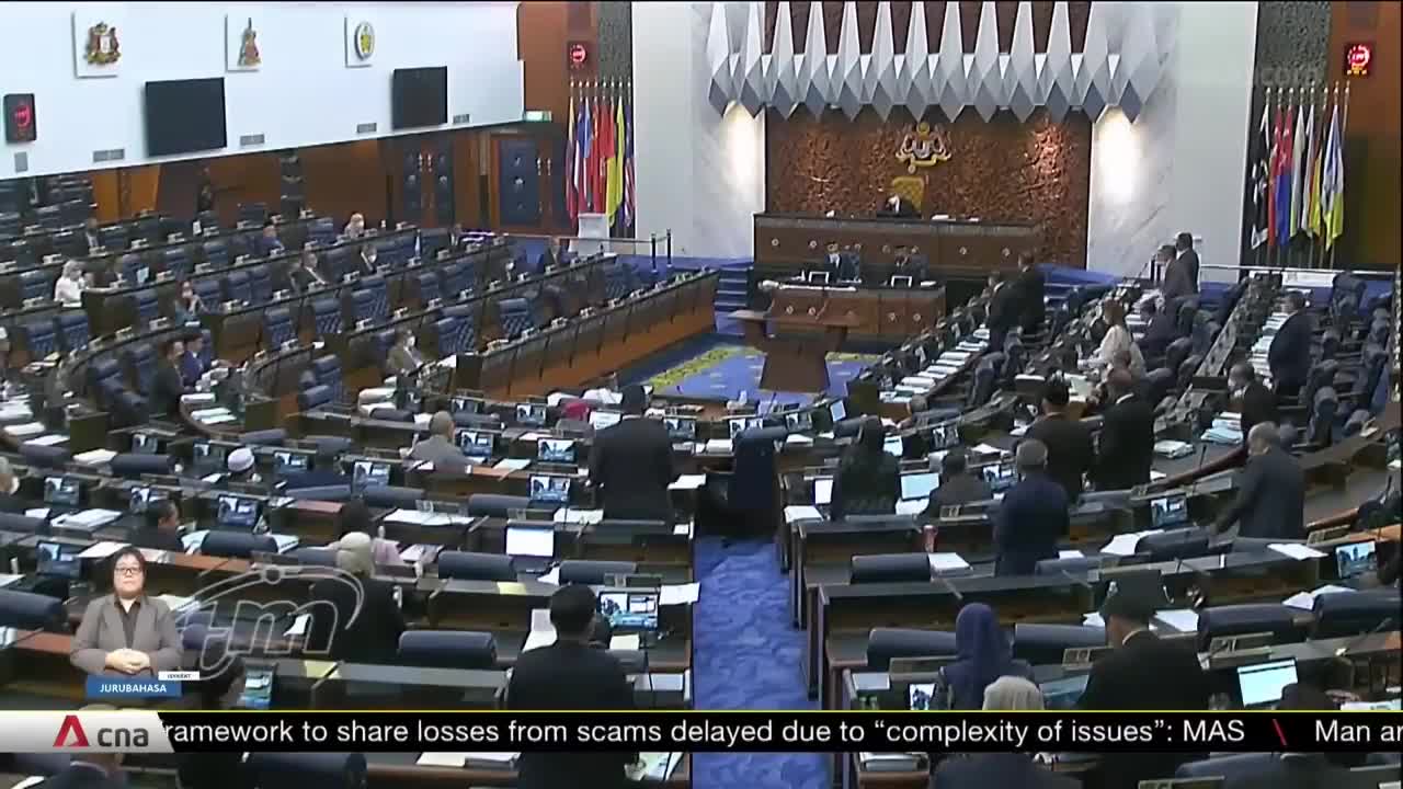 Chaos in Malaysia parliament after opposition lawmakers press House on Sabah issue