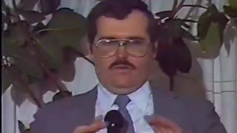 AMERICA IN PERIL - Mark Koernke 1995
