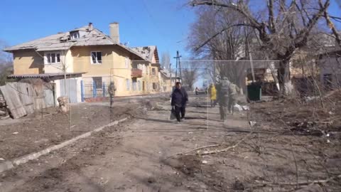 "Oh guys, thank God you came." How residents of Mariupol meet the Russian military
