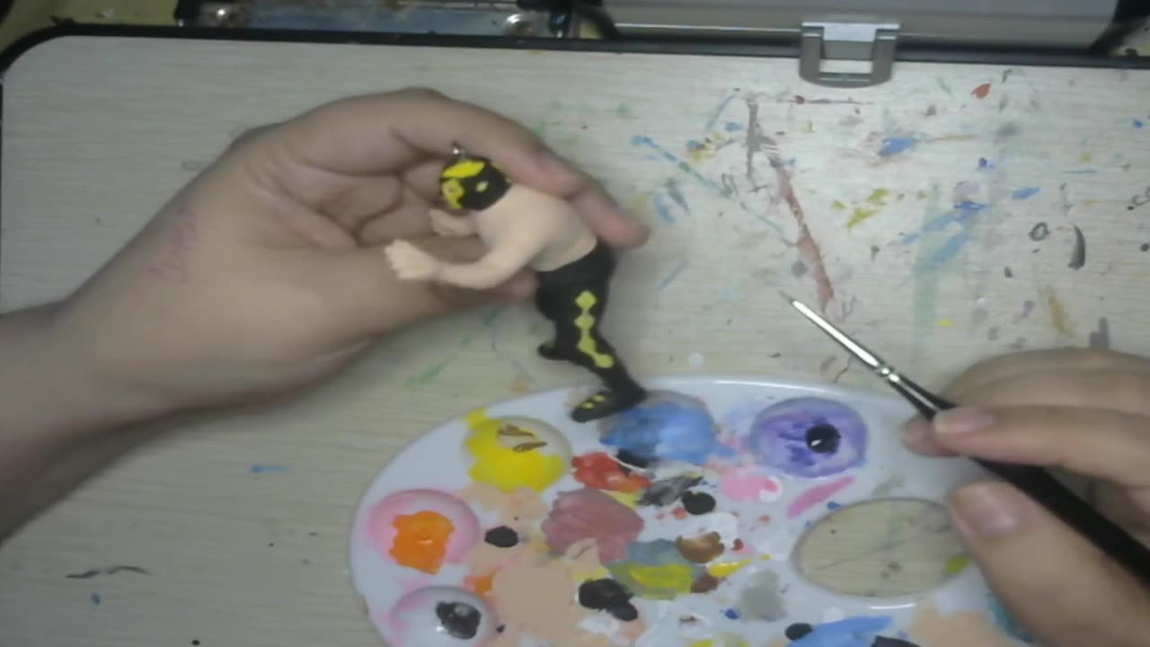 Painting key chain.