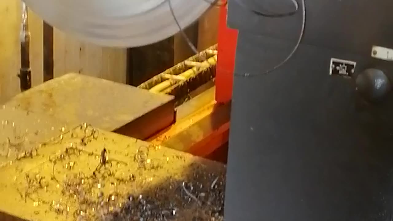 Even day machine working video