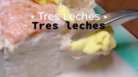 Tres LechesTres leches