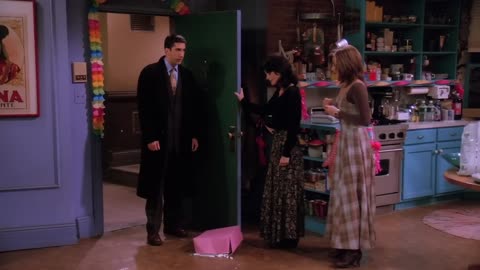 Ross Drops the Cake _ Friends