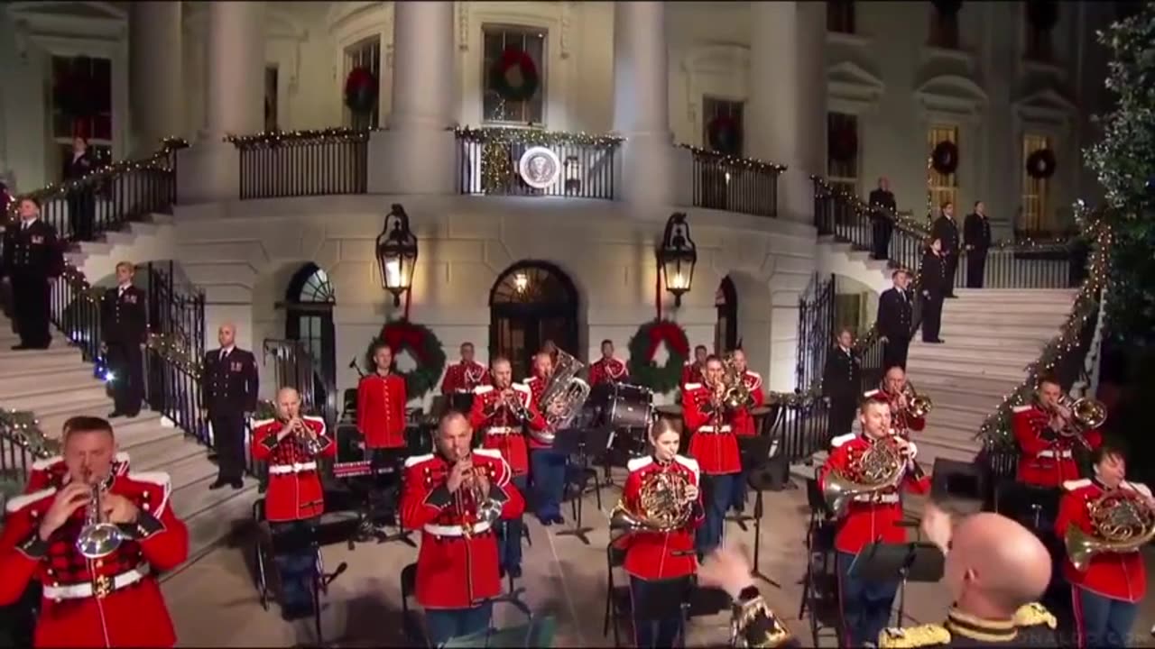 WAIT FOR IT...🎄😂😂😂