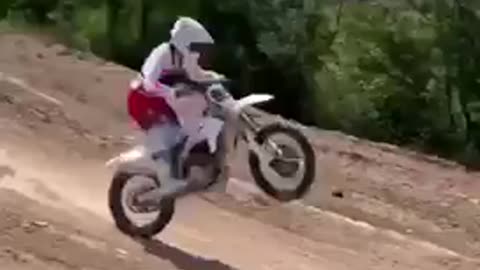 💥