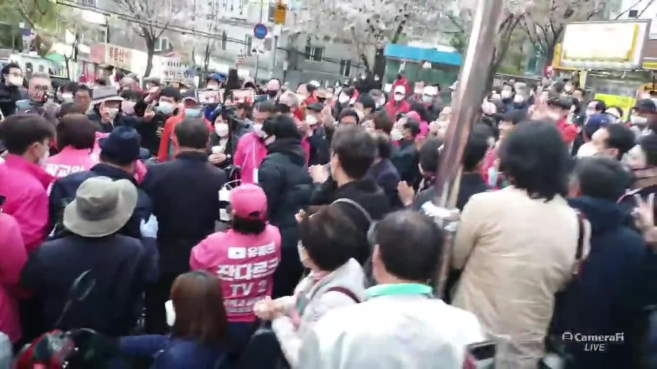 20200414_V3_S03(6zqruoWPXWc)서울 종로구 시민들 발칵 뒤집어진 현장