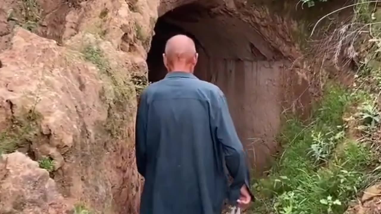 Old man in vallage so amazing