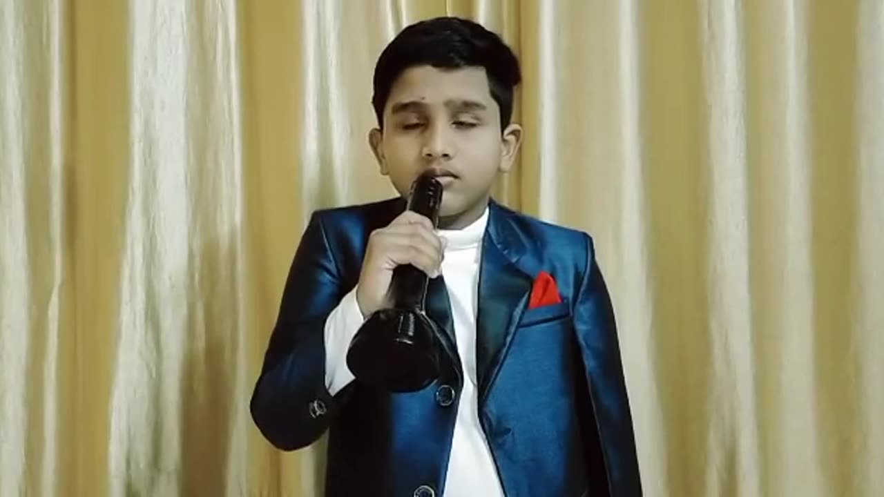 Anthony Fernandez singing Mai sayar toh nahi