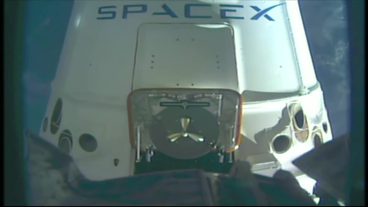 SpaceX Dragon Arrives at the Space Station