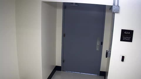 6028RHOBG2G2-8WestVestibule_2021-01-05_18h20min01s297ms.mp4