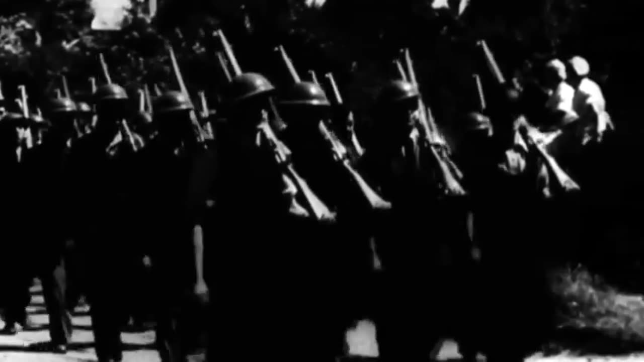 World War Weird _ Episode 3_ Nazi Gold & Stalin's Canine Bombs