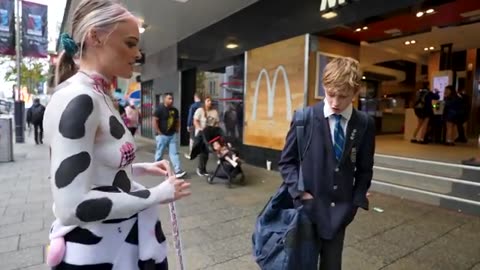 High school kids mock vegan protest