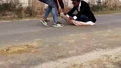 मुझे गाड़ी चाहिए 😂😂 #funny #realfools #surajrox#comedyvideo #gadi