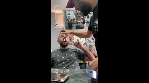 Guy Screams While Getting Facial and Nose Hair Wax