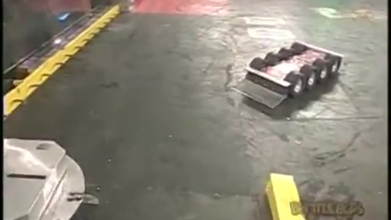 New Cruelty vs Swirlee BattleBots season 4.0