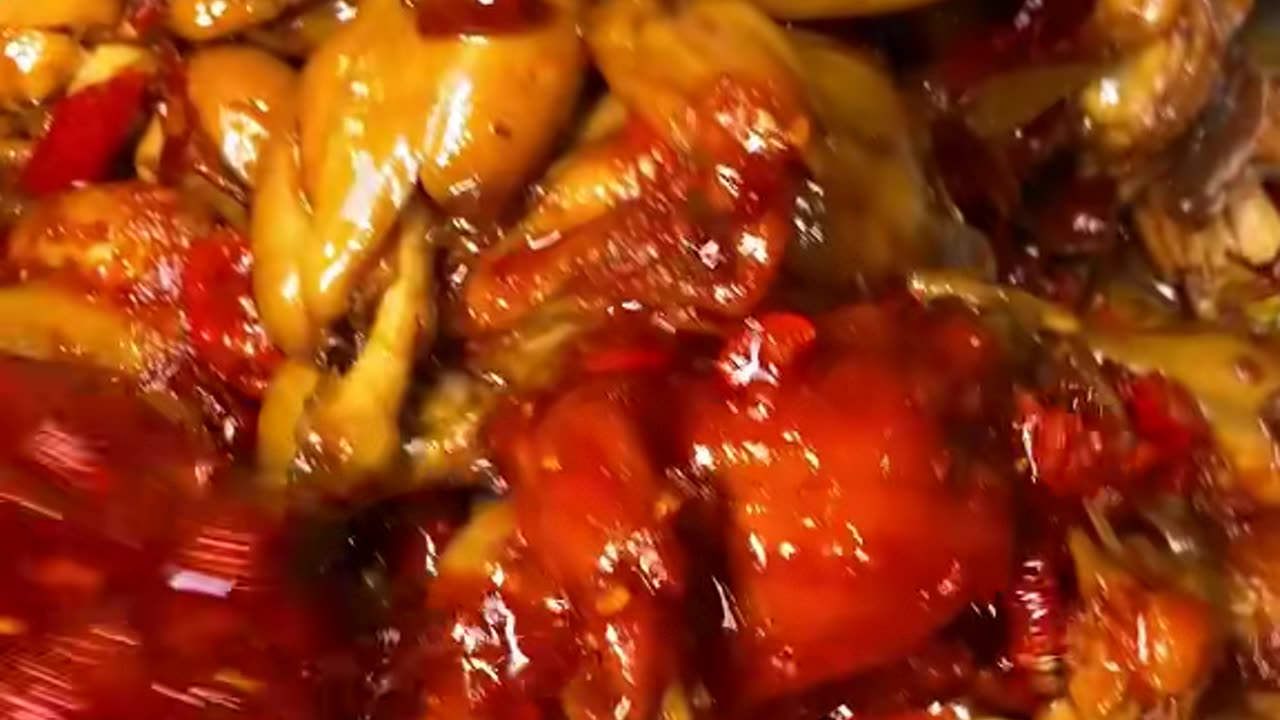 Mukbang Fried Frog in Spicy Sauce