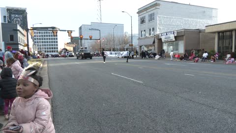 High Point Holiday Festival Parade 2022