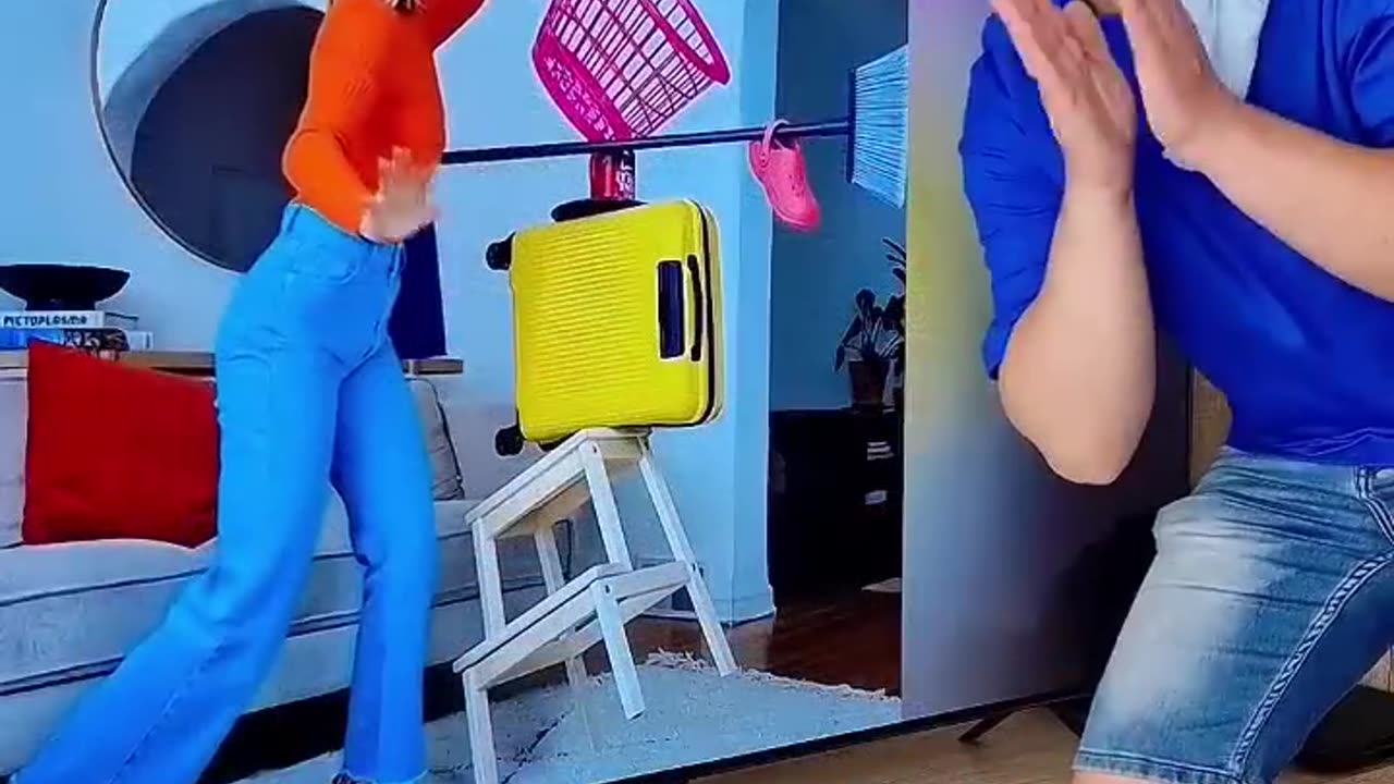 Funny_TV_Tricks__