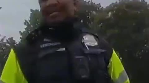 New Jan 6 Footage. Cops realize they got setup by Pelosi.