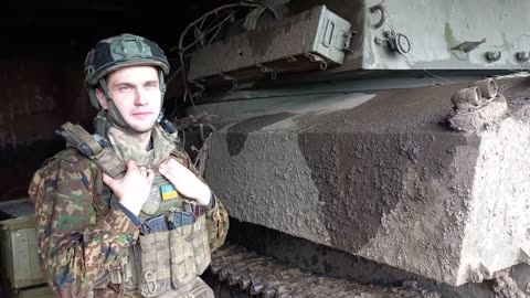 Ukrainians Firing Massive 155mm Gun + Interview