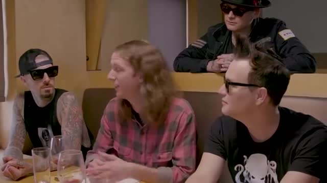 Linkin Park help a couple navigate their first date