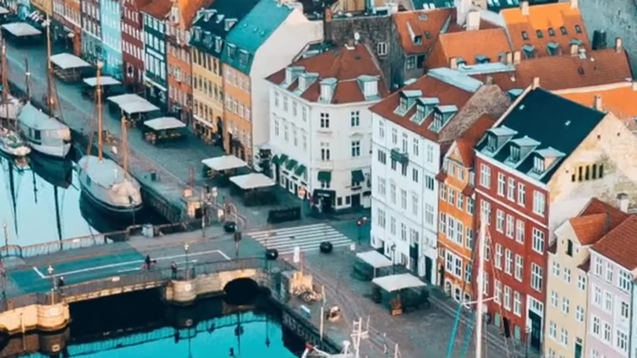 TOP 10 SAFEST COUNTRIES IN THE WORLD