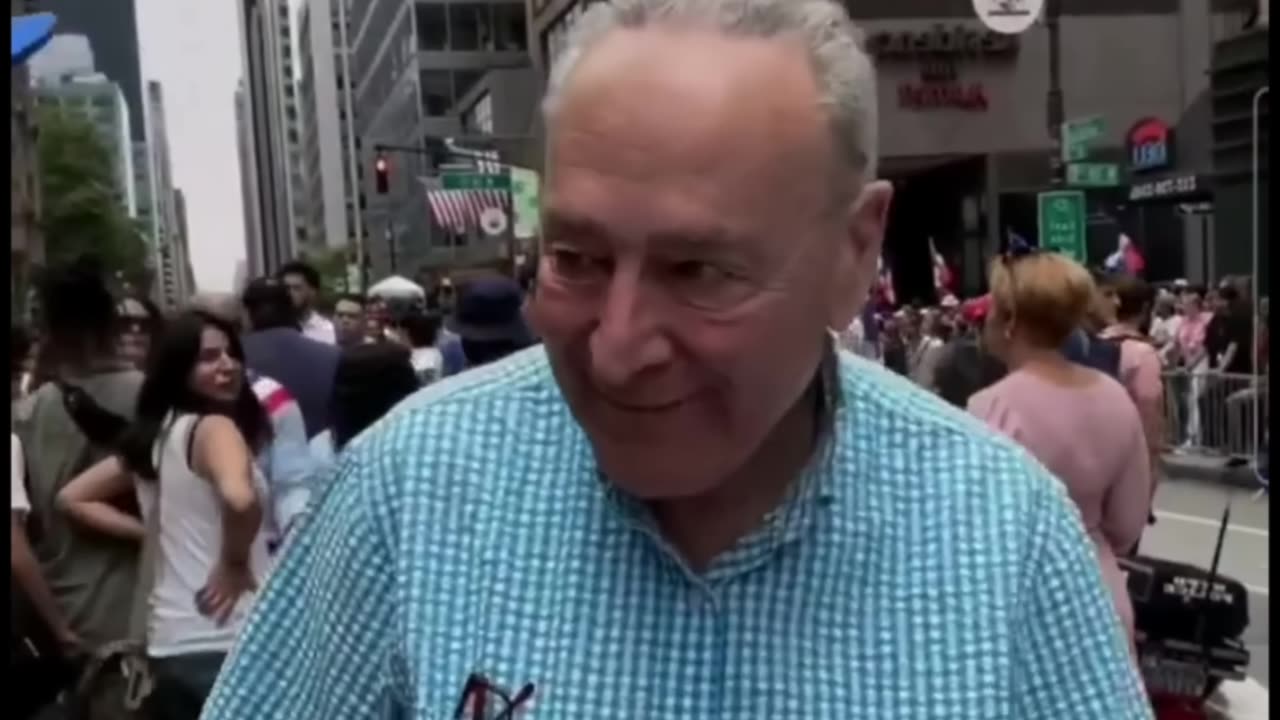 Chuck Schumer Confronted At Dominican Day Parade in NYC