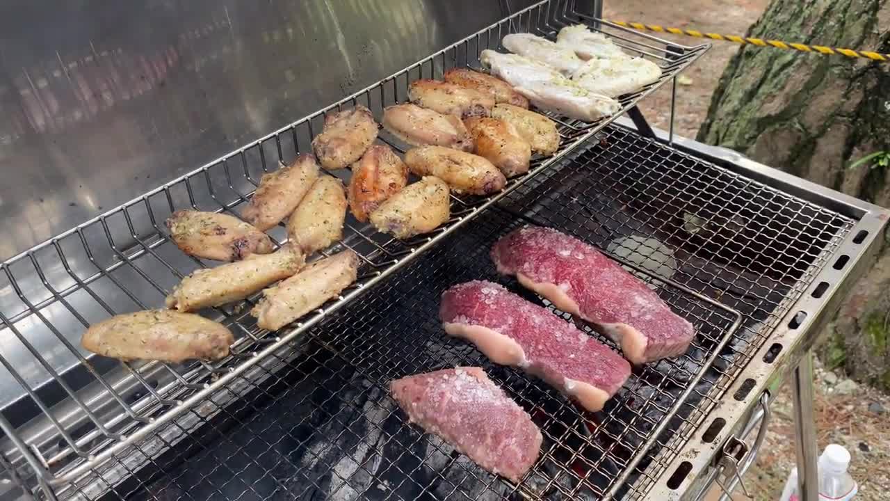 Churrasco brasileiro no Japão! O churrasco brasileiro é de melhor qualidade do que o Japão!