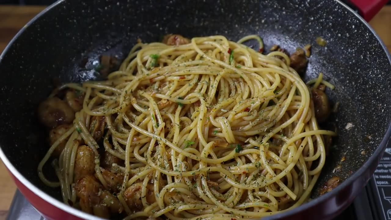 Spicy Butter Garlic Shrimp Pasta Recipe | Prawn Pasta