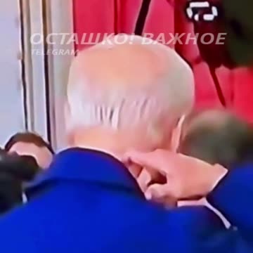 Does Joe Biden, or the person who impersonates him, wear a mask?