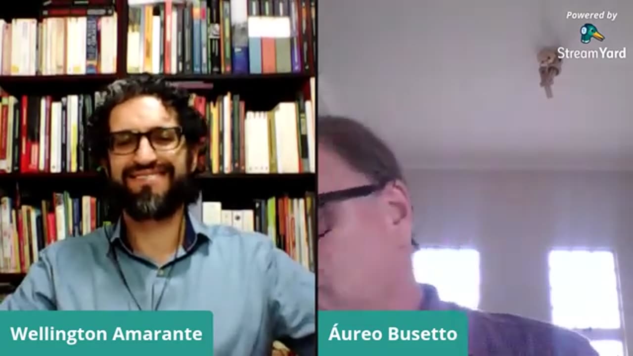 "O povo não é bobo, abaixo a Rede Globo" - Áureo Busetto