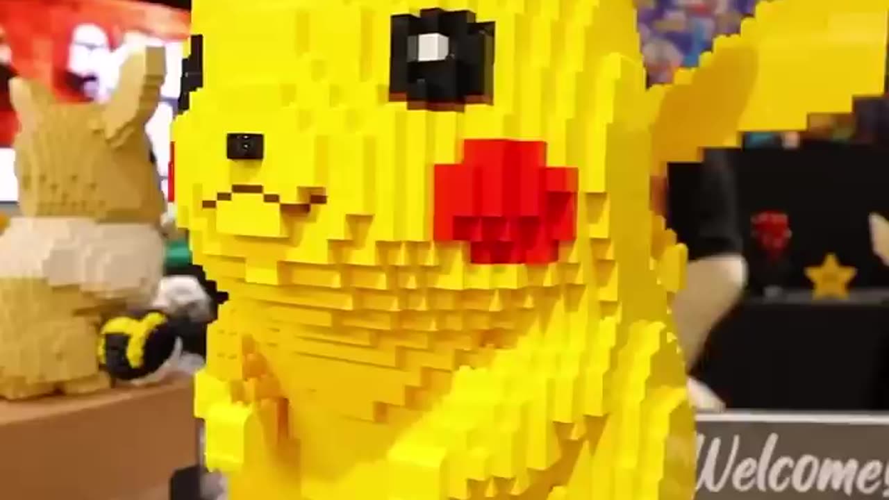 I visited the World's BIGGEST Lego convention...