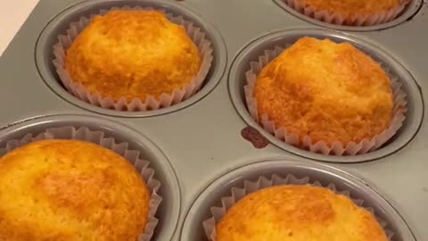 Cornbread cupcakes 😳