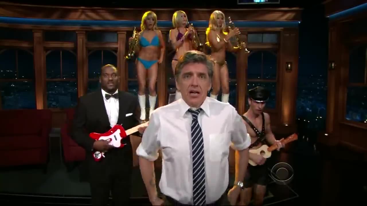 Craig Ferguson Intro 4/5/10 Introducing Geoff Peterson Robot Sidekick