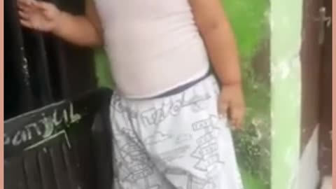 2 years boy viral dance