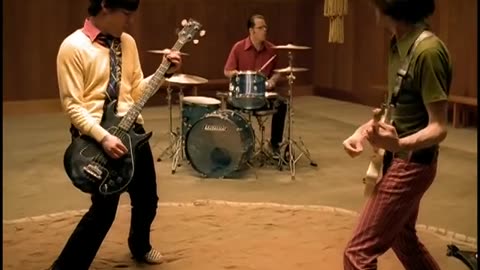 Weezer - Hash Pipe