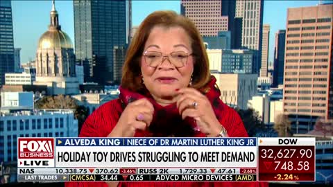 Alveda King: Fight 'fear' with generosity