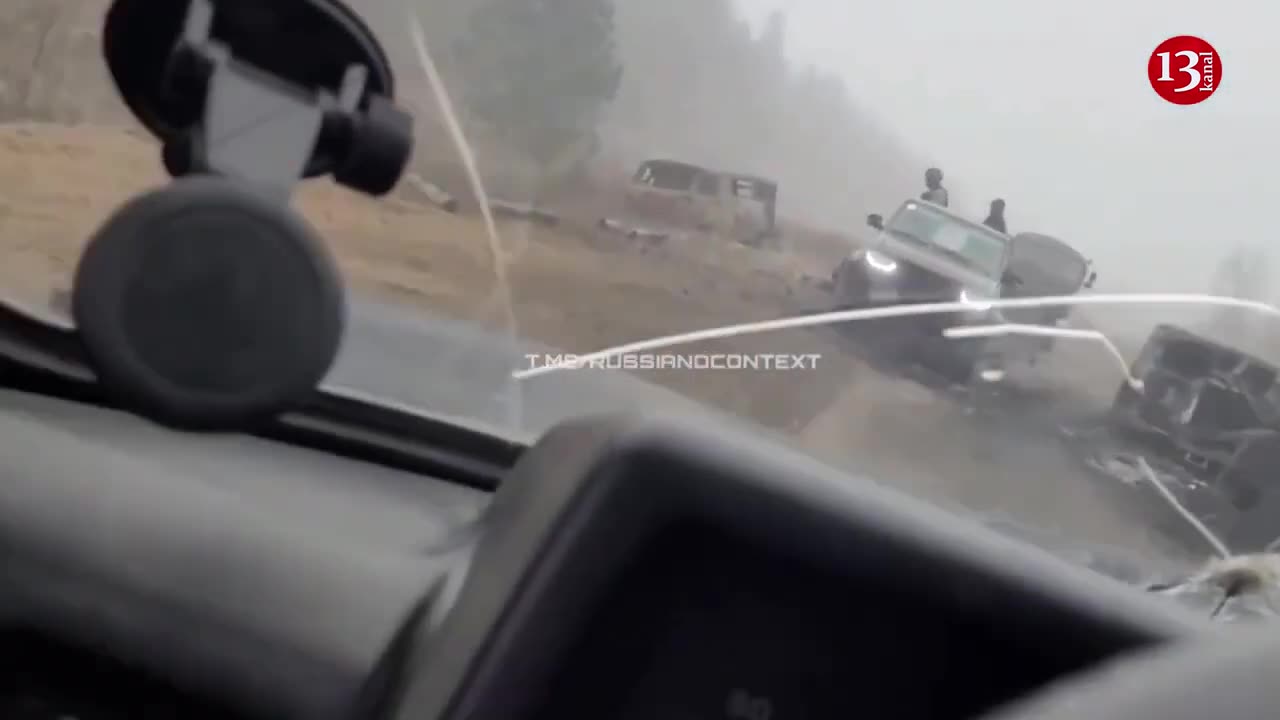 İmage of large number of Russian equipment destroyed on roads of Kherson - Russian soldiers show