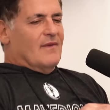 How to Break Through the Noise and Capture Attention: Expert Tips