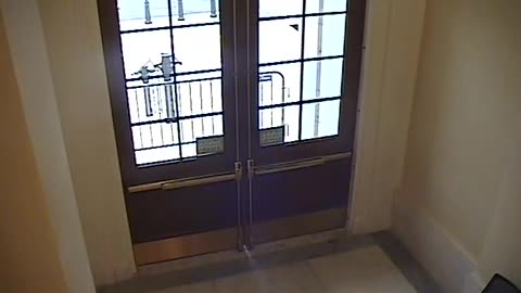 3443CHOB02CH12NRotundaExit_2021-01-06_09h00min00s957ms.mp4